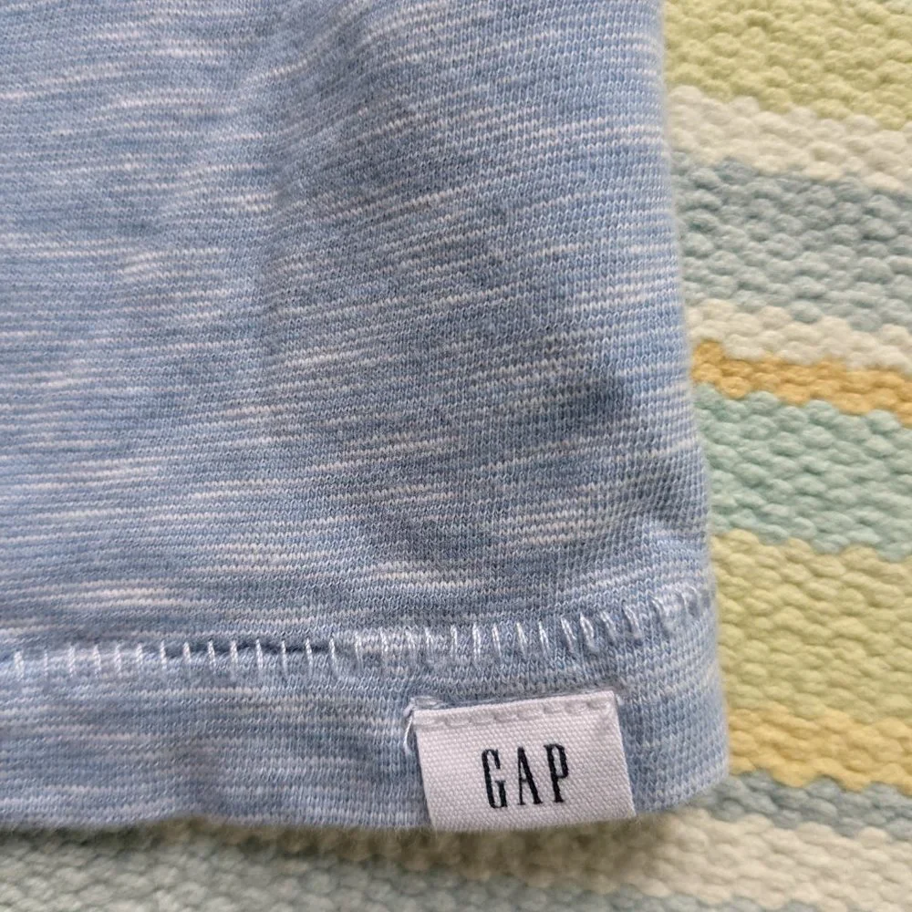 GAP blue striped pocket tee size 5T